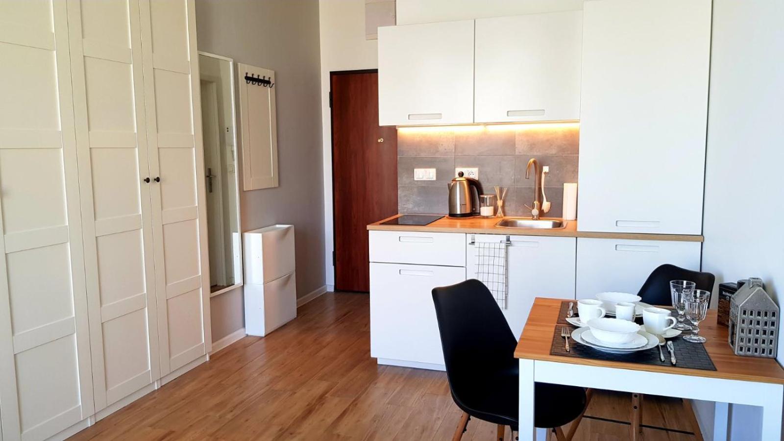 Homecomfort Sweet Heart Apartment Warsaw